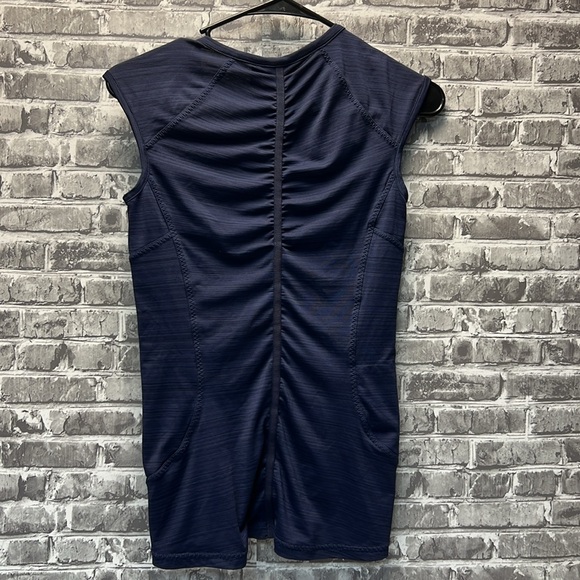 Athleta‎ top - Picture 7 of 8